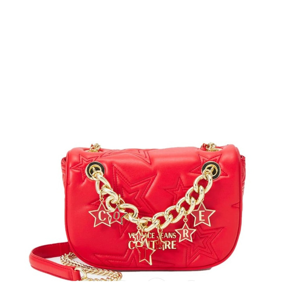 Versace Jeans Couture – شنطة كروس وردية بسلسلة ذهبية وتفاصيل نجمية