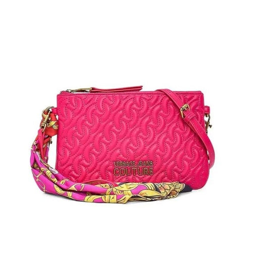 Versace Jeans Couture – شنطة كلاتش وردية بنقشة مونوغرام وحمالة بشريط مزخرف