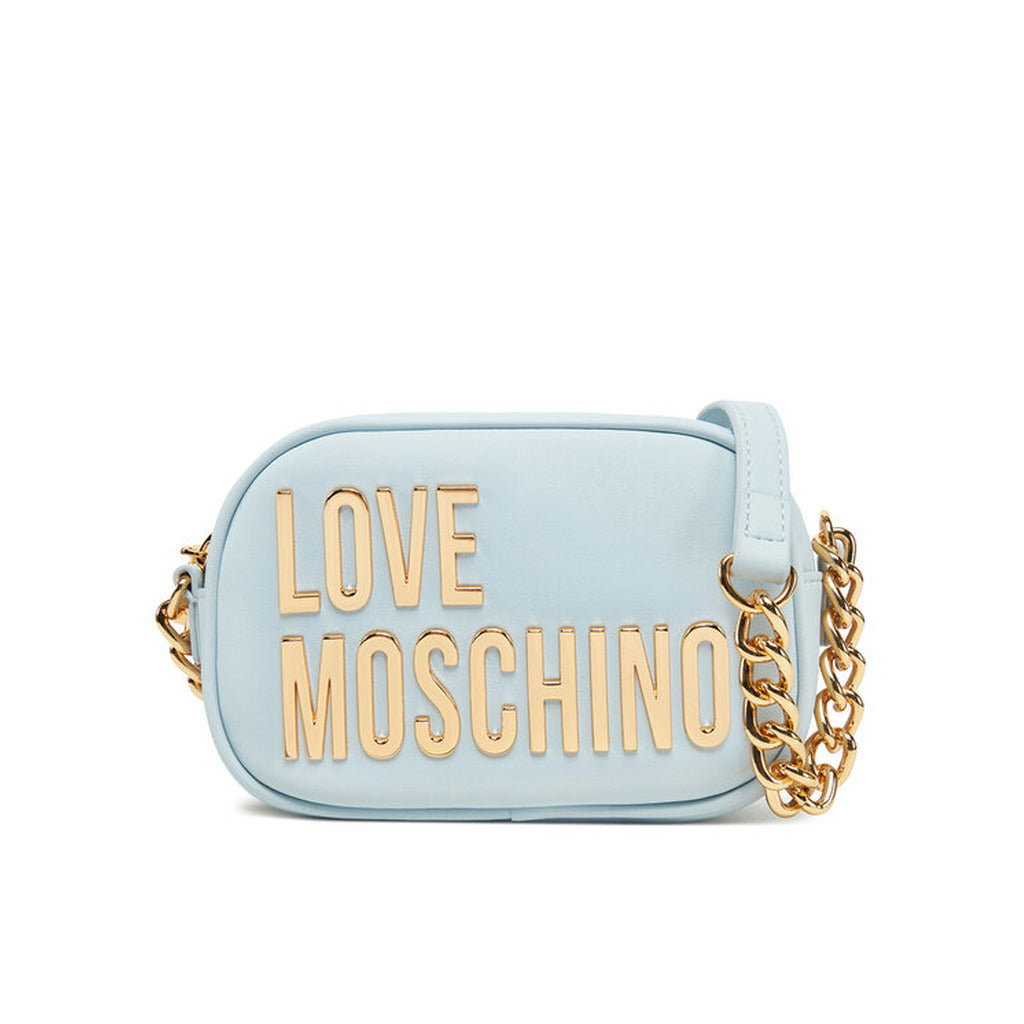 Love Moschino – شنطة كروس جلد صناعي أزرق سماوي مزينة بسلسلة وحروف ذهبية